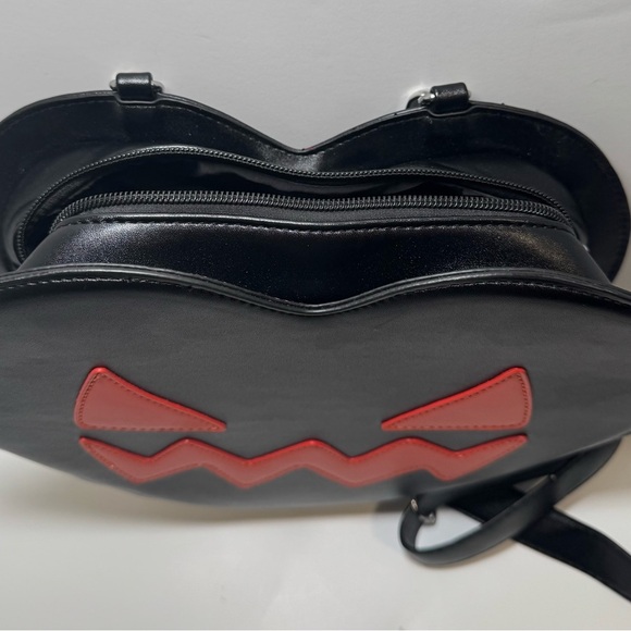 Em & Sprout Pumpkin Face Heart backpack purse - Picture 7 of 9